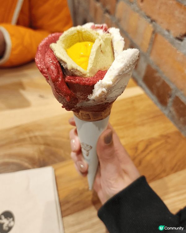 在英國和法國旅行期間食到好好味同好靚嘅甜品，令人心情都特別開...