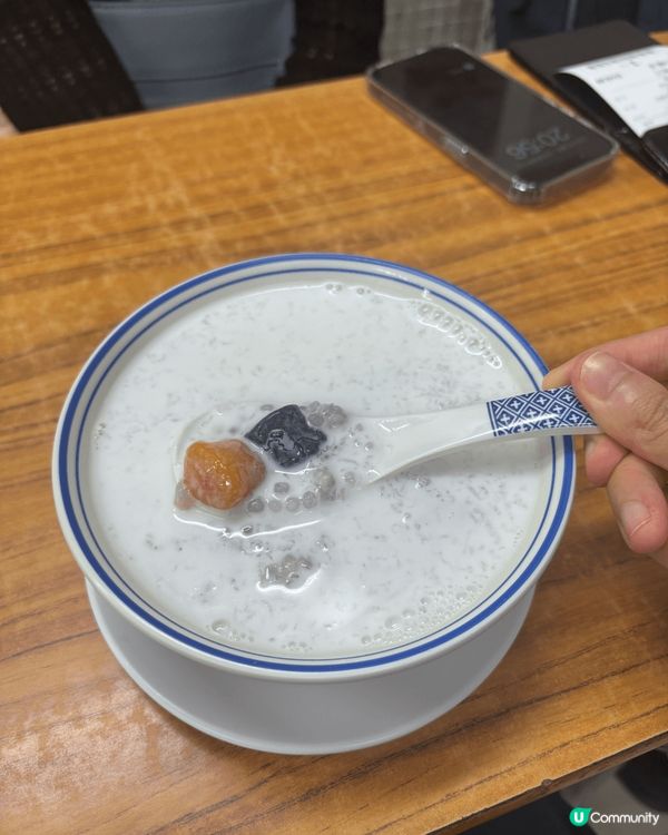 我好鍾意食甜品，尤其係雪糕、芒果糯米飯、蛋糕、糖水、Panc...