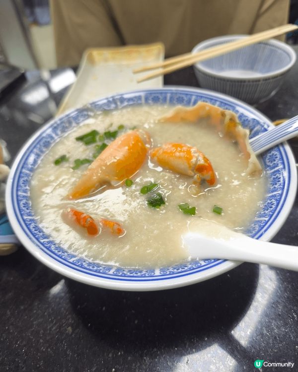 澳门出名店～六記雲吞蝦子麵