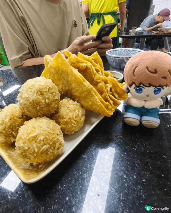 澳门出名店～六記雲吞蝦子麵