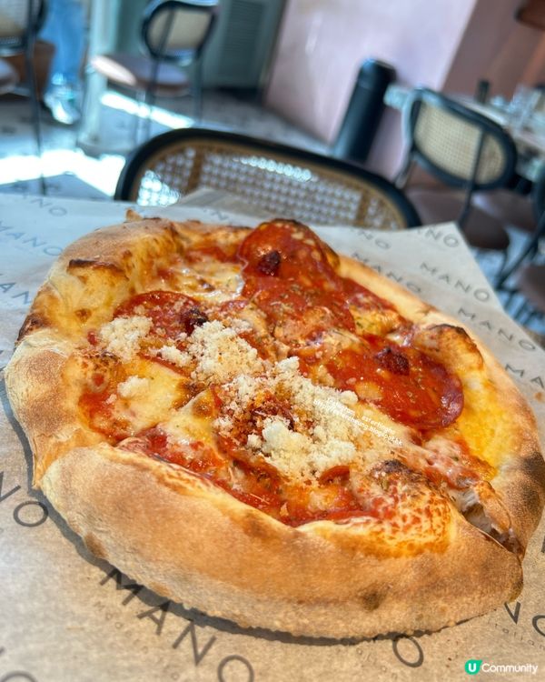 又要嘆個 brunch 💕 食個意式辣肉腸薄餅