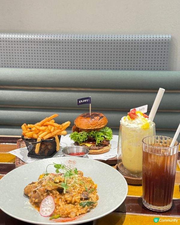 限定豆腐花奶昔🥭😋 漢堡包YUM!