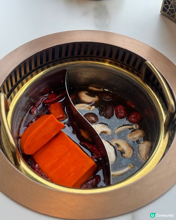 嘩！海景火鍋😍！正到爆！🤤