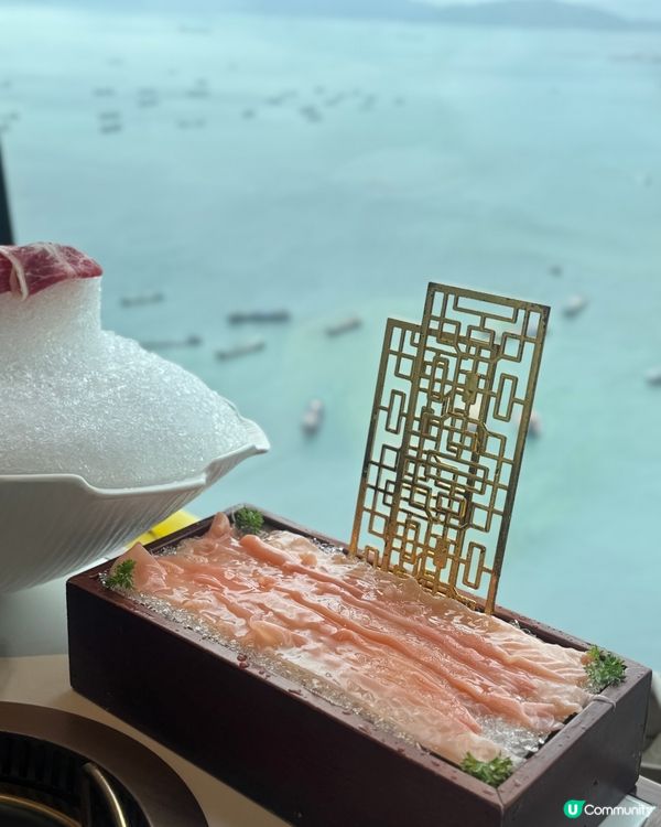 嘩！海景火鍋😍！正到爆！🤤