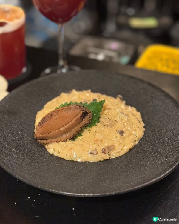 尖沙咀型格暗黑西餐撐枱腳！