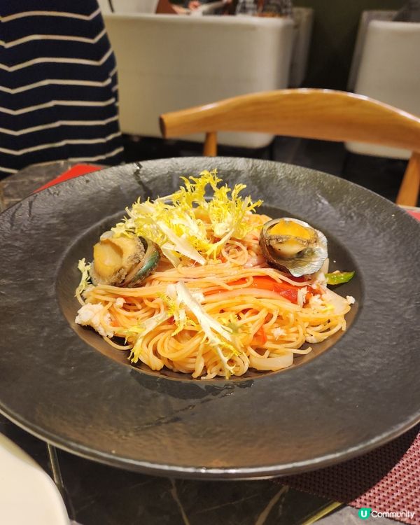 荃灣悅品半自助餐！豬鞍鮑魚任你揀😋！