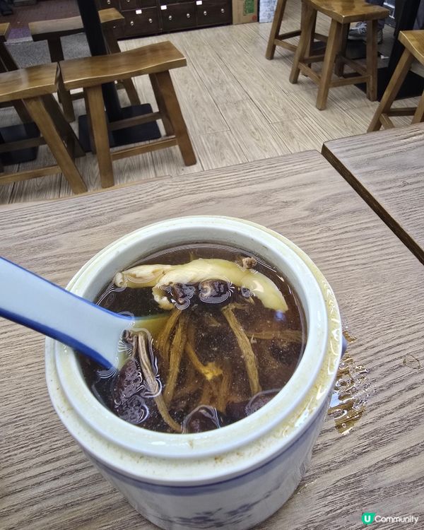 去粉嶺探朋友, 行過見到呢個餐廳名幾特別, 就入去試下囉. ...