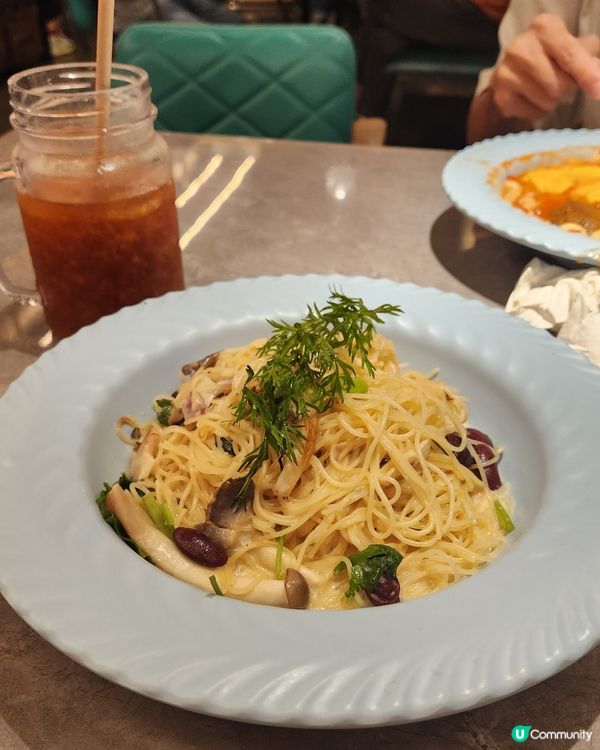 【香港意樂餐廳：懷舊茶記風味！😋】