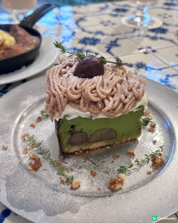 舊銀行改建的咖啡廳（堺筋俱樂部）