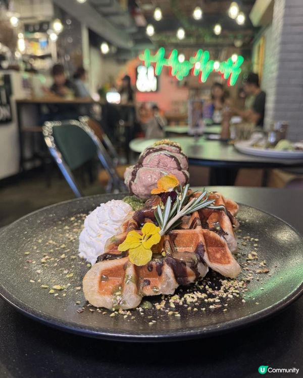 超癲！西環有噴咗金粉嘅杜拜朱古力咖啡&甜品