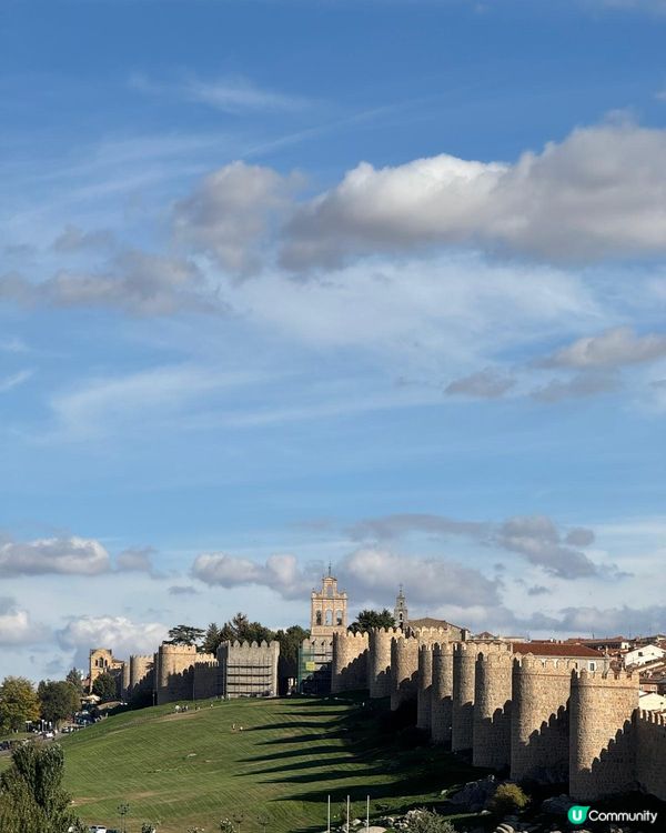 西班牙古堡小鎮