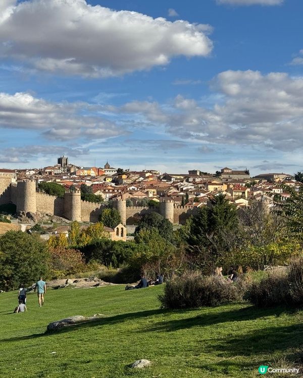 西班牙古堡小鎮