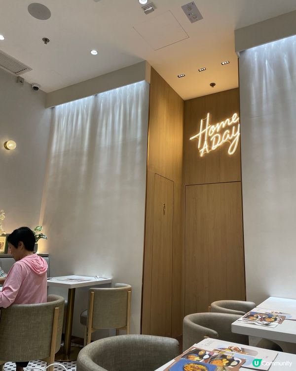 中環慢活嘆世界！😋 燉牛尾蛋包飯超正！