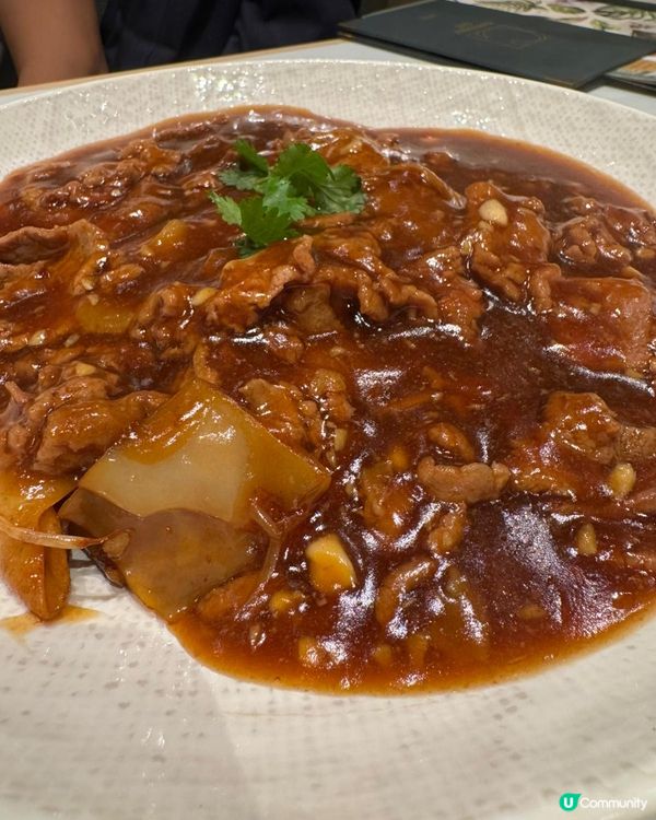 海南雞飯+香炒河粉😋！