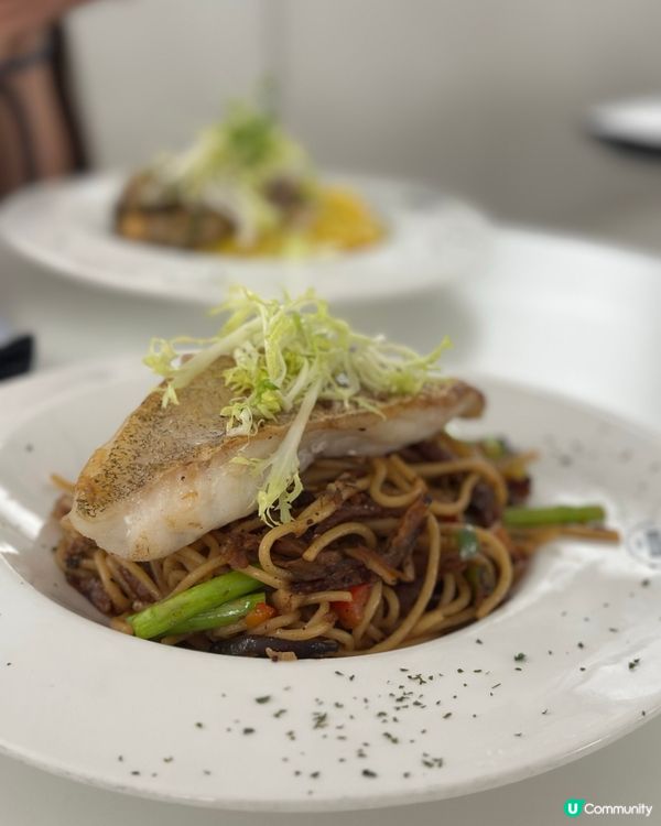 灣仔港式晚餐😋！石斑扒+豆豉意粉！🤤