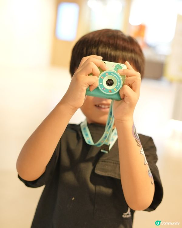 屈仔相機萌爆！📸 A先生變龍友！🤩