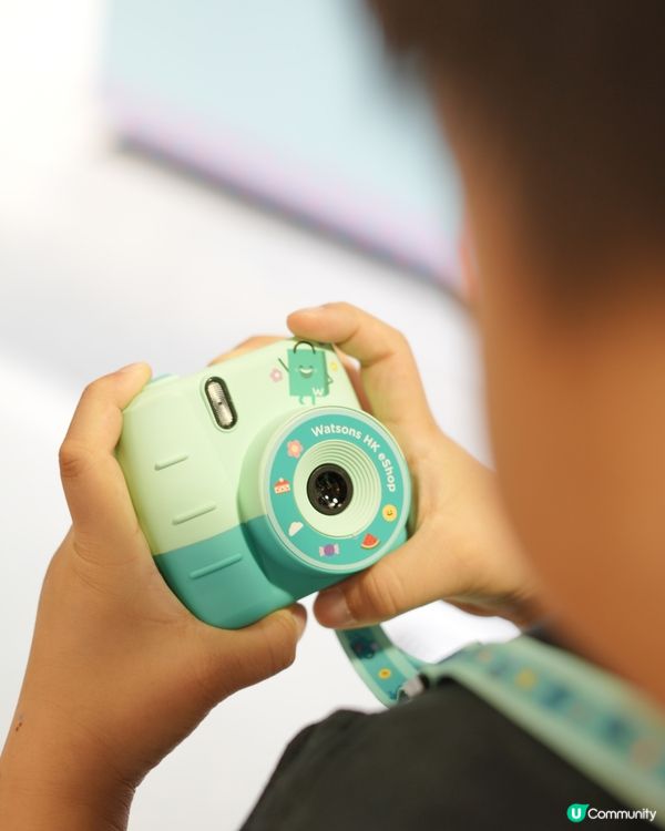 屈仔相機萌爆！📸 A先生變龍友！🤩