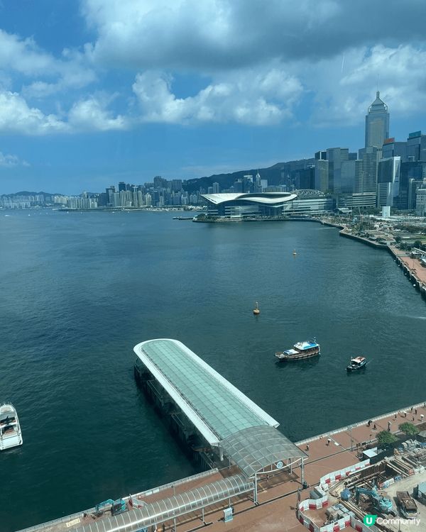 啱啱上個星期六和一個好耐無見嘅朋友去咗中環座摩天輪，其實香港...