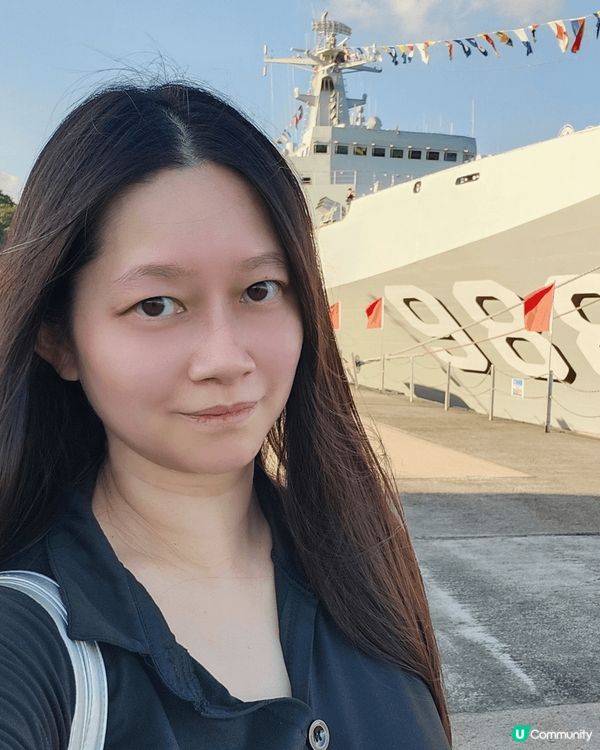 沂蒙山艦與戚繼光艦於國慶日訪港短暫停留兩天，本人於早前成功預...