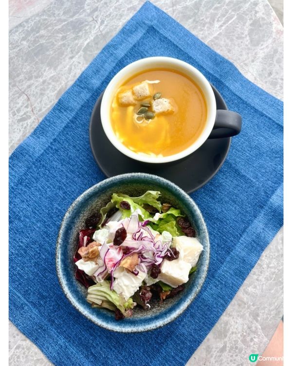 被譽為全港最靚海景cafe⁉️