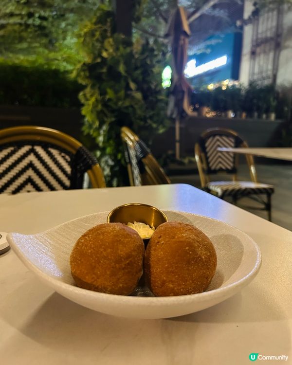 1.  園林風西餐廳🤩！打卡一流📸！必試龍蝦飯🦞！