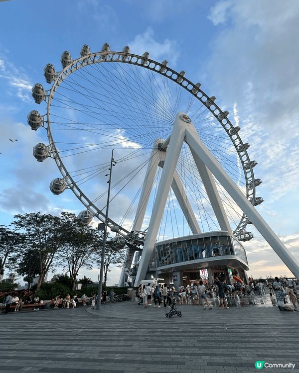 週末到了深圳歡樂港灣，逛逛吃吃看看風景，渡過了輕鬆愉快的一天...