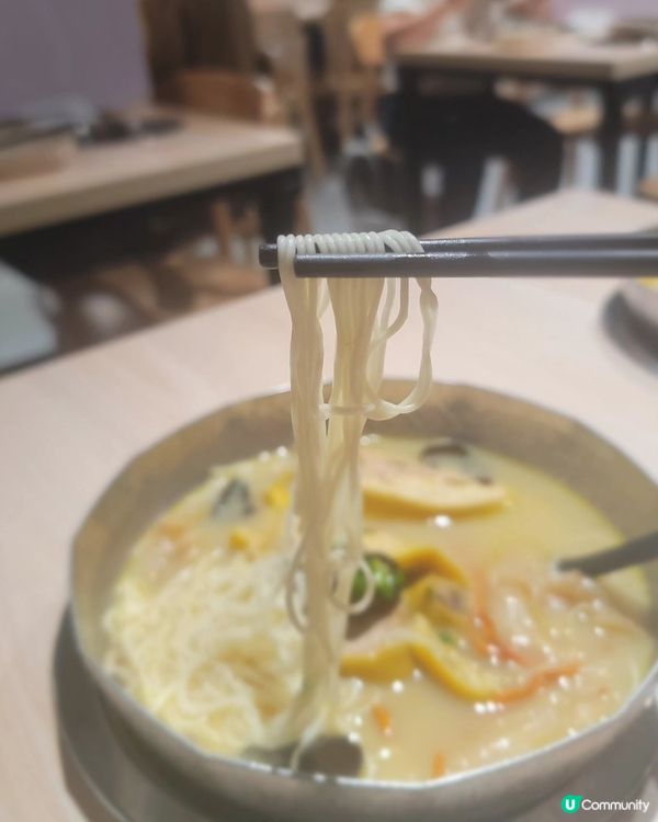 觀塘米線推介！花膠雞湯底😋！