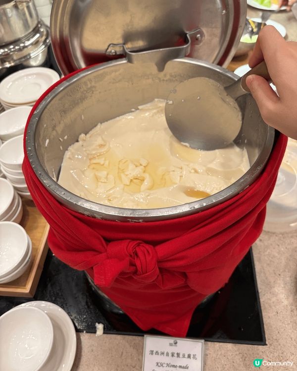 養顏豆腐花新鮮熱辣充滿豆味，滑滑溜溜，可以加紅糖或薑汁糖水，...