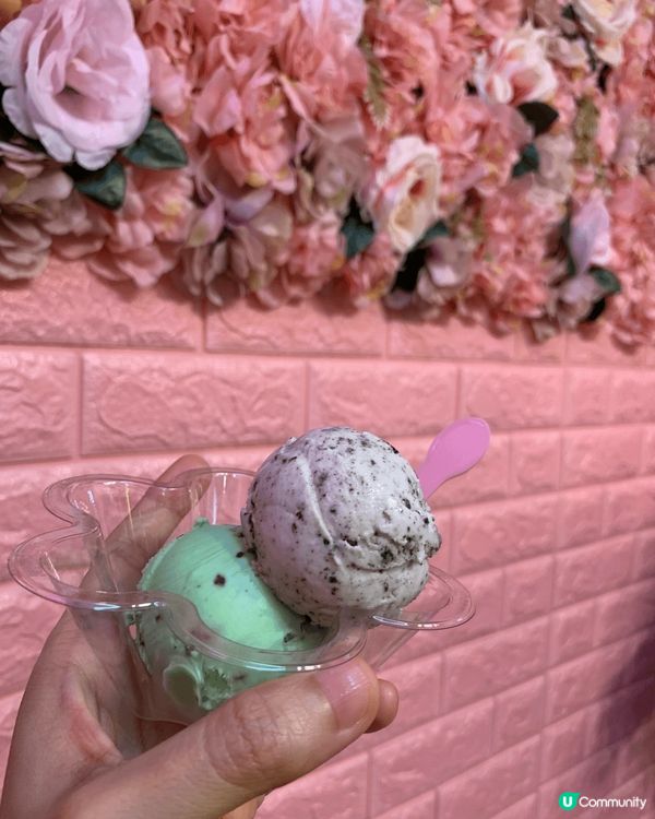 每次去旺角都會去銀城食雪糕，幫襯咗好多年喇，長期都keep住...