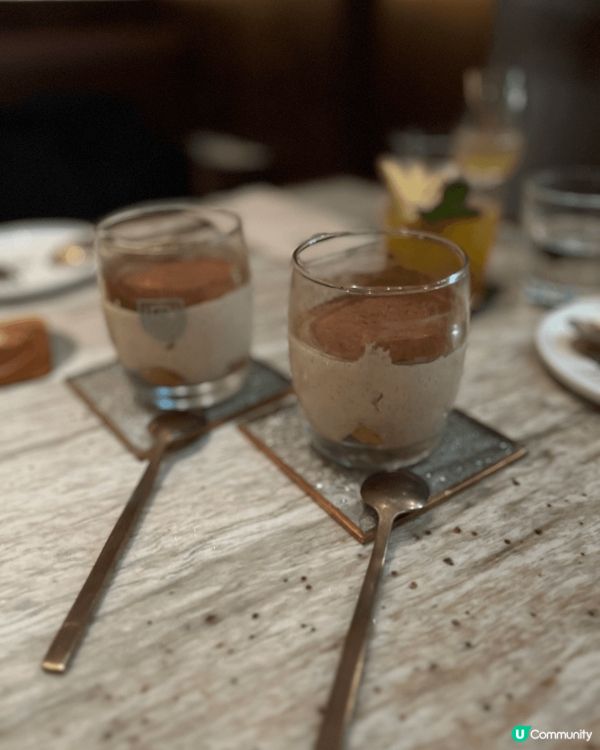 收工同咖啡控朋友去左中環既Urban Coffee Roas...