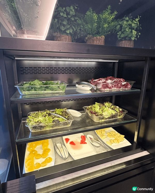 啱啱星期六中午同朋友一齊去咗金鐘JW萬豪酒店食自助餐慶祝生日...