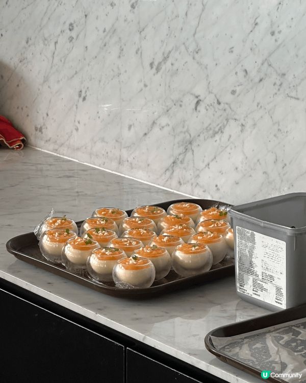 啱啱星期六中午同朋友一齊去咗金鐘JW萬豪酒店食自助餐慶祝生日...