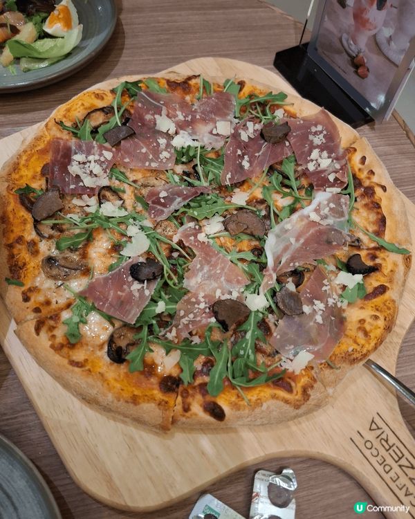 Pizza restaurant at Element ju...