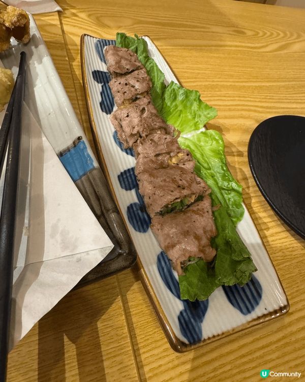 這是位於深水埗的千笑居酒屋，所有日本菜式都能食得到，無論是刺...