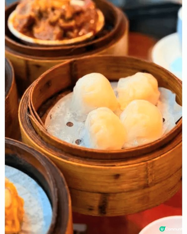 中環老字號蓮香樓點心非常好味，蝦蛟皮薄蝦肉彈口，蟹籽燒賣肉質...