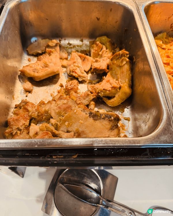 今個9月嚟銅鑼灣協奏坊西餐廳可以＄118任食煙三文魚、凍蝦、...