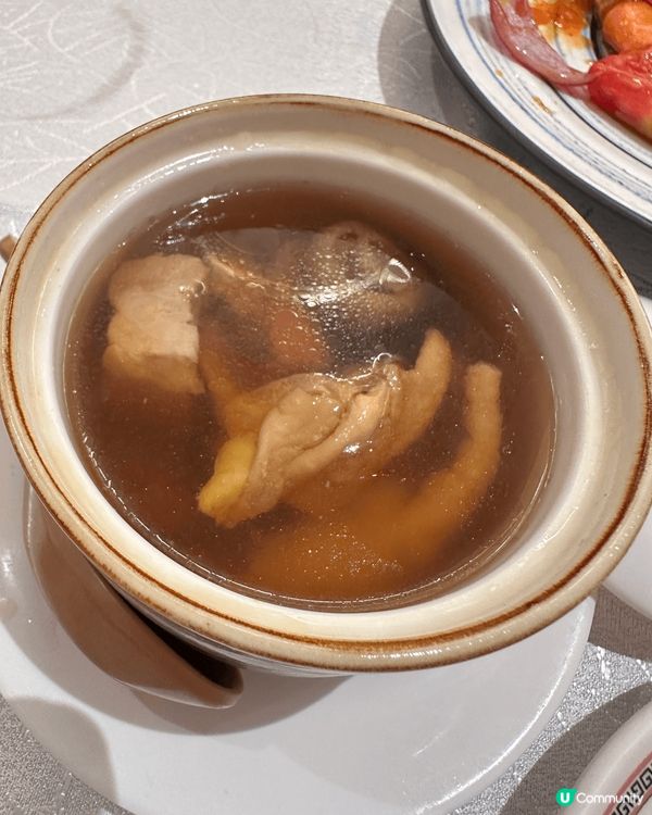 亞媽比較傳統，喜歡去酒樓食中菜，這個早鳥餐真係認真實惠，有燉...
