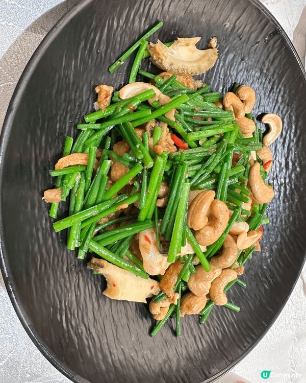 亞媽比較傳統，喜歡去酒樓食中菜，這個早鳥餐真係認真實惠，有燉...