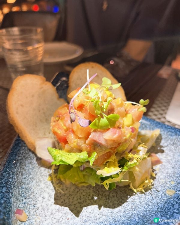 充滿儀式感氣氛西班牙🇪🇸菜餐廳🍽️