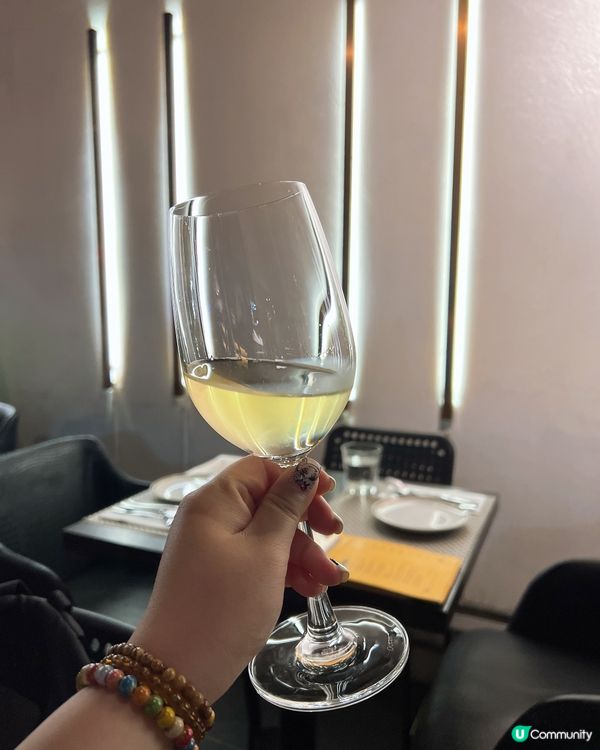 充滿儀式感氣氛西班牙🇪🇸菜餐廳🍽️