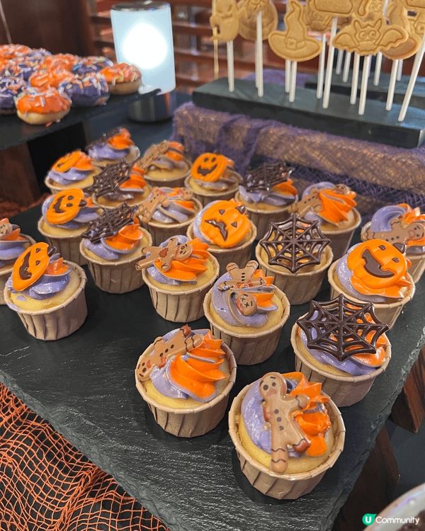 生日去左食Buffet 撞正萬聖節主題。