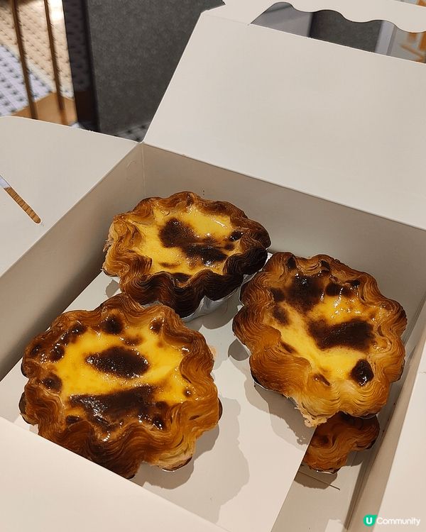 位於中港城嘅港囍烘焙，千層葡撻，$12一隻。