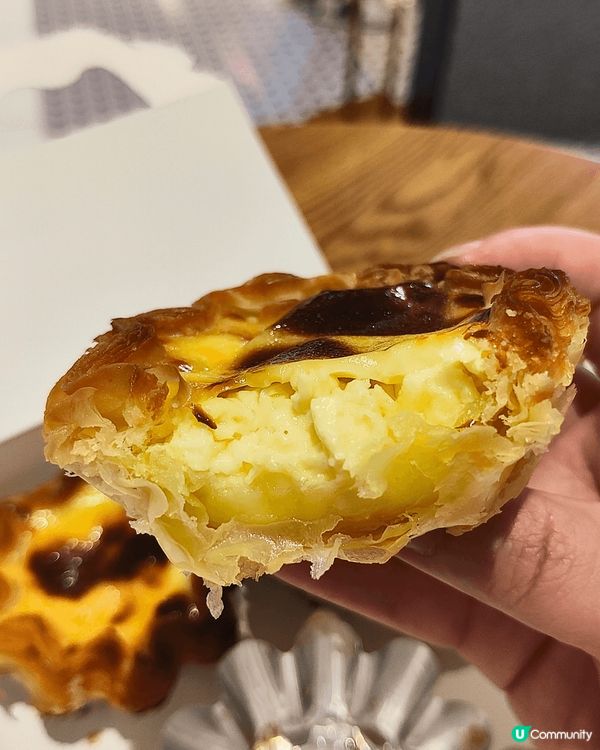 位於中港城嘅港囍烘焙，千層葡撻，$12一隻。