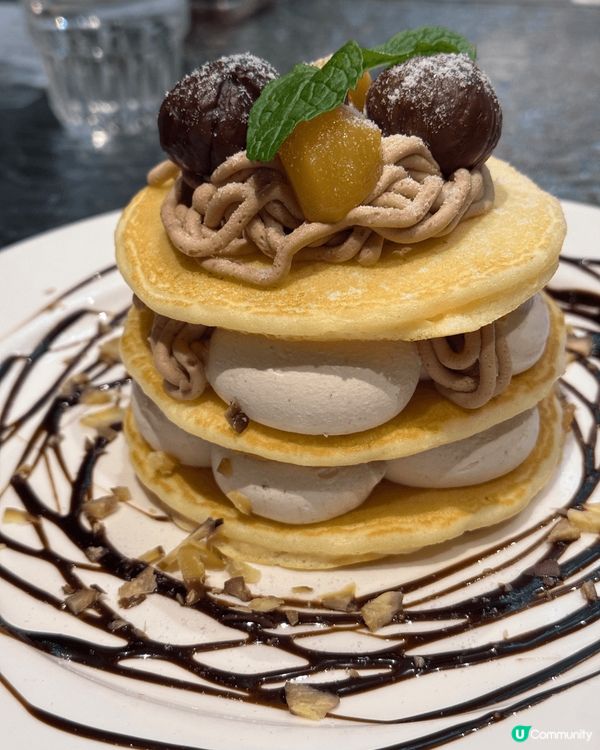 呢間人氣梳乎厘店一直好想試，pancake冇咁好食，梳乎厘真...