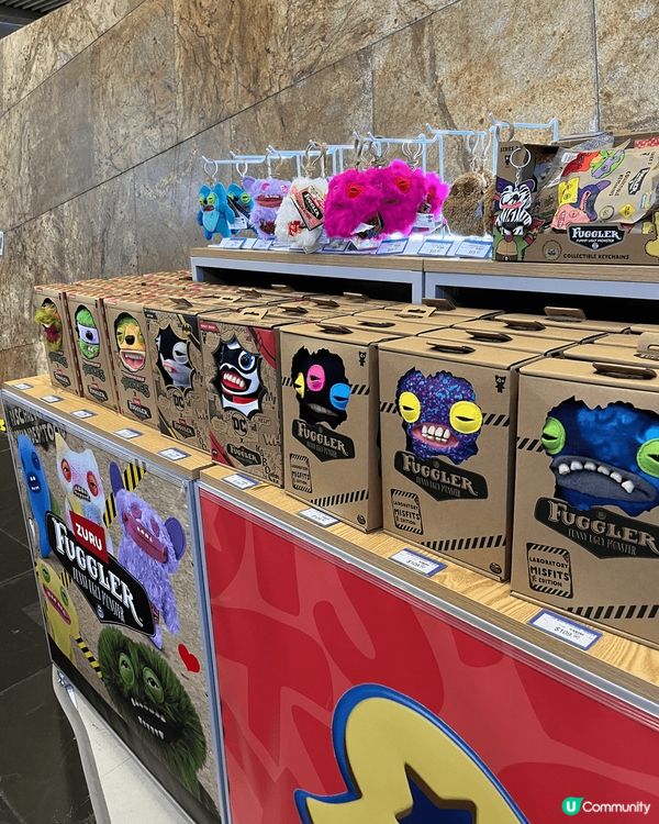 朗豪坊的最頂層的玩具反斗城見到人氣角色Fugglers, 雖...