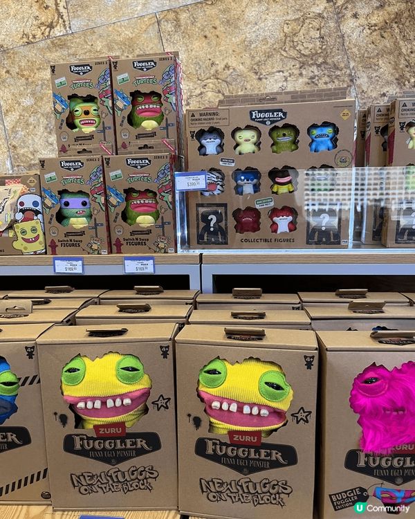 朗豪坊的最頂層的玩具反斗城見到人氣角色Fugglers, 雖...