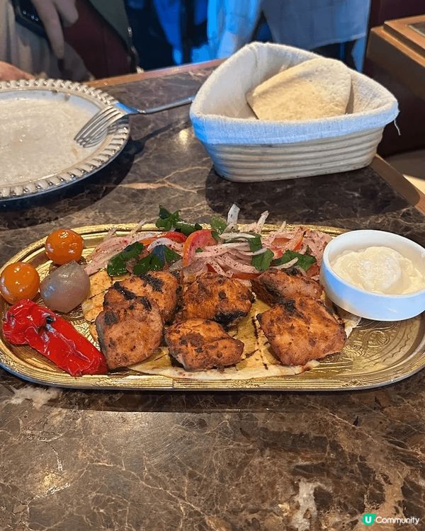 《Shahrazad Lebanese Dining Lou...