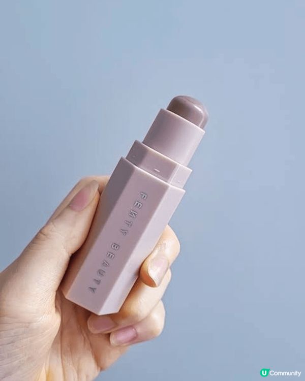 Fenty Beauty 百變柔霧修容塑顏棒能用作遮瑕、修容...