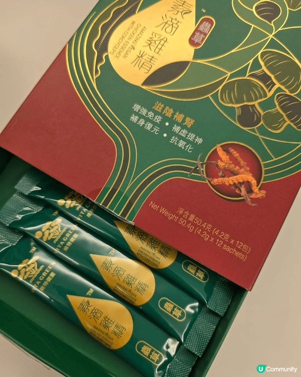 素滴雞精是一種植物性營養補充品，通常用於增強體力和免疫力。這...