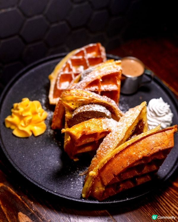 窩子新出超邪惡酥皮pizza ！